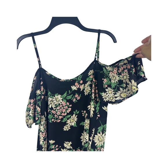 Audrey Women`s Off‎ Shoulder Floral Blouse Size Approximately M/L - Picture 3 of 4